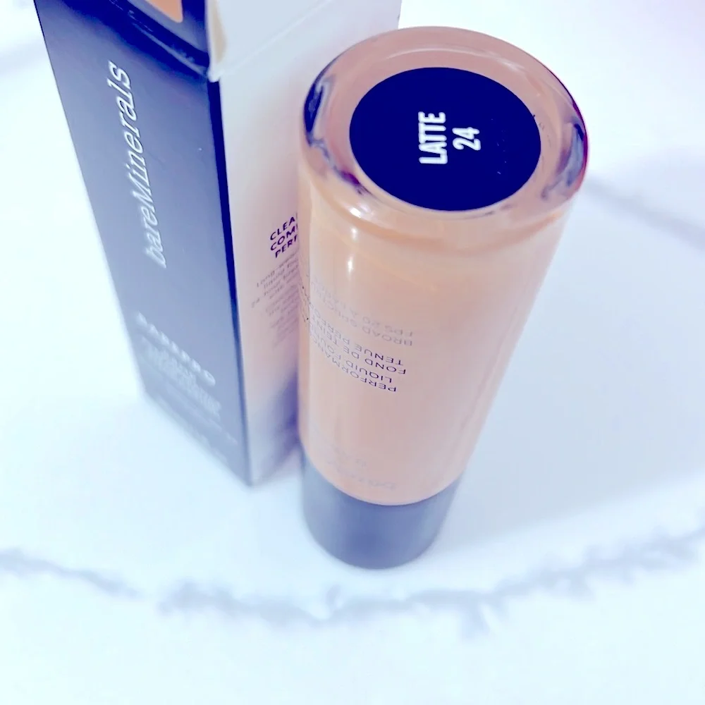 bareMinerals foundation Latte 24